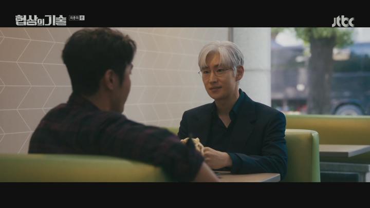 포스터 이미지