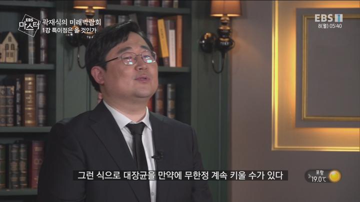 포스터 이미지