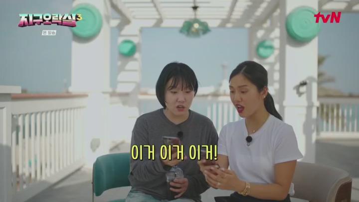 포스터 이미지