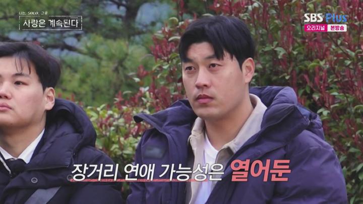 포스터 이미지