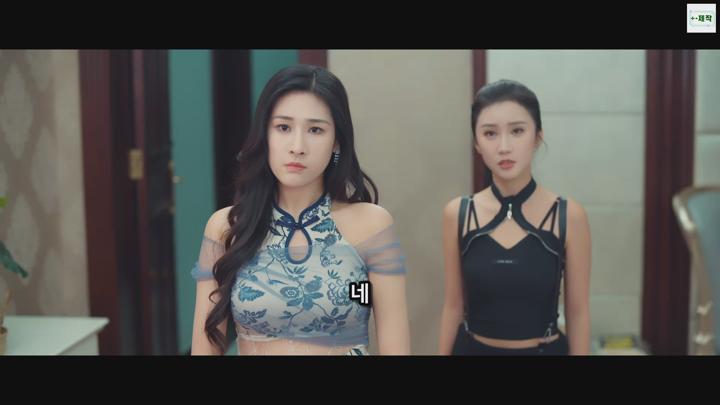포스터 이미지