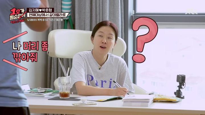 포스터 이미지