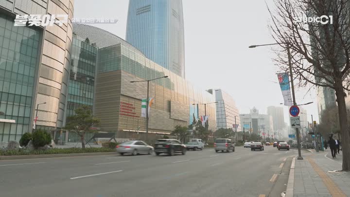 포스터 이미지