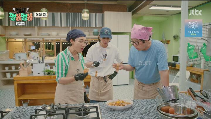 포스터 이미지