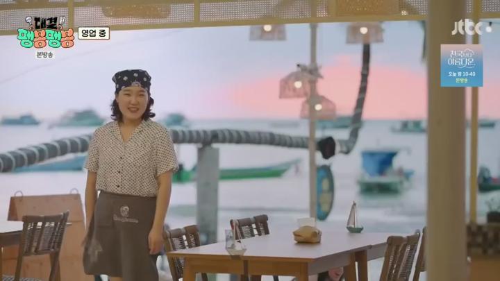 포스터 이미지