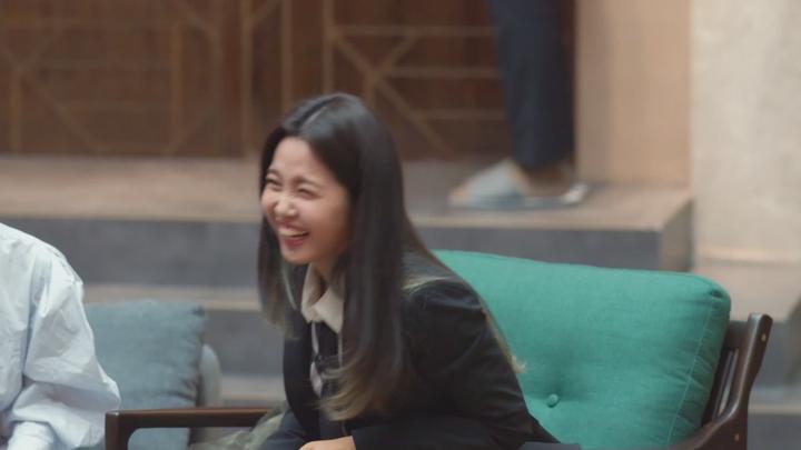 포스터 이미지