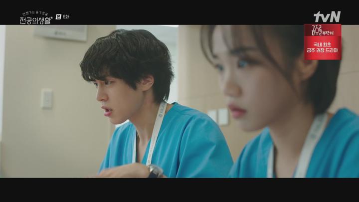 포스터 이미지