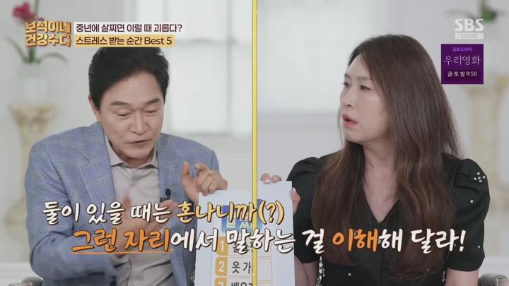 포스터 이미지
