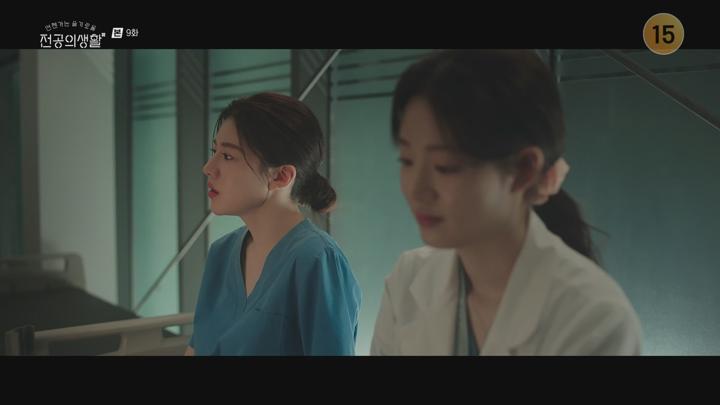 포스터 이미지